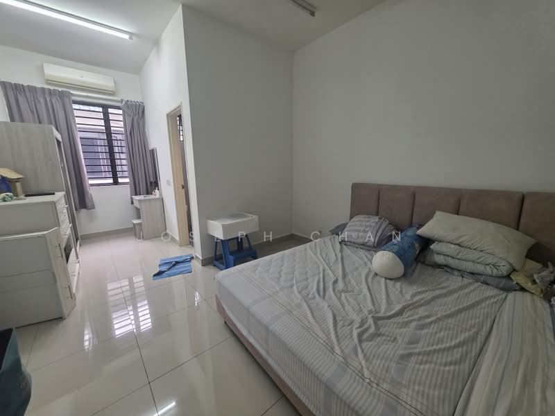 2-storey Terraced House for Sale in Setia Damai (Setia Alam) - Joseph Chan - Bedroom - PropertyGuru.com.my