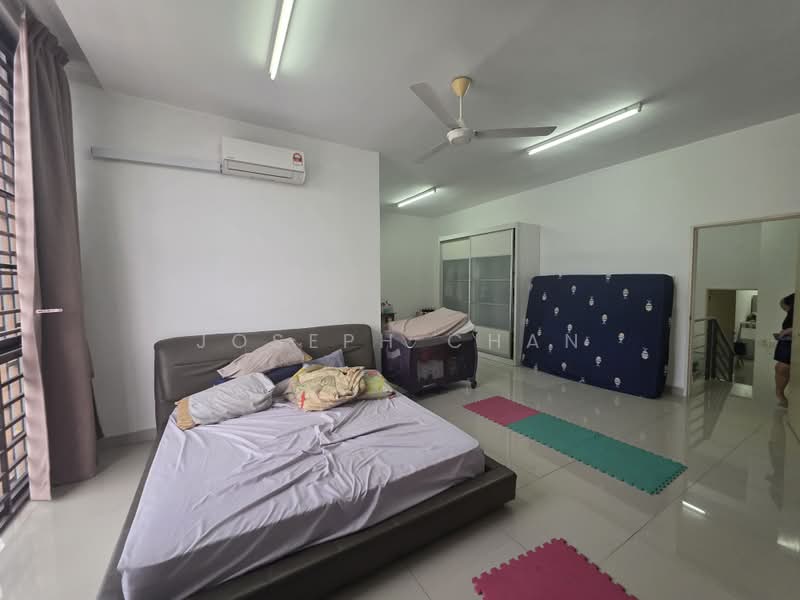 2-storey Terraced House for Sale in Setia Damai (Setia Alam) - Joseph Chan - Bedroom - PropertyGuru.com.my