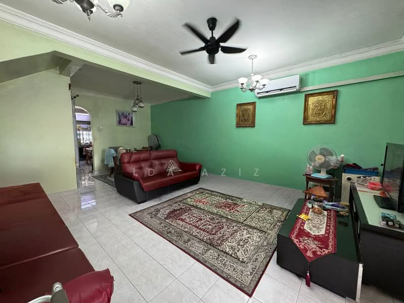 2-storey Terraced House for Sale in Iskandar Puteri (Nusajaya) (Johor) - Ida Aziz - Living Room - PropertyGuru.com.my