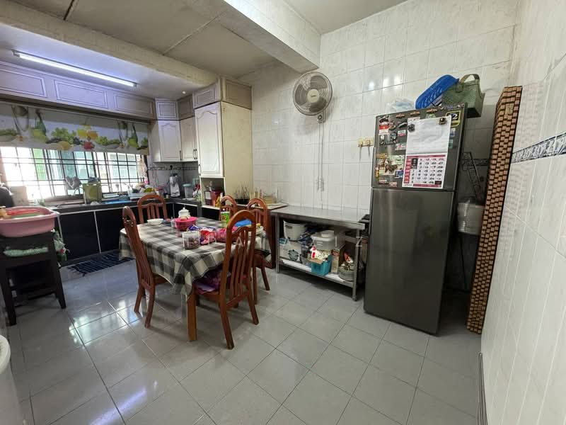 2-storey Terraced House for Sale in Iskandar Puteri (Nusajaya) (Johor) - Ida Aziz - Kitchen - PropertyGuru.com.my