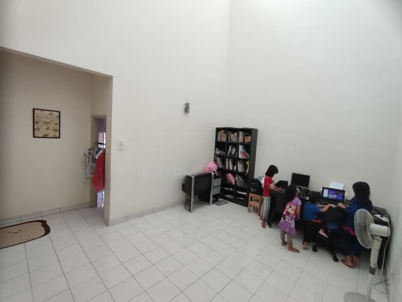 Rumah Teres 2 Tingkat untuk Dijual di Alam Budiman (Shah Alam) - Lidza . - Interior - PropertyGuru.com.my