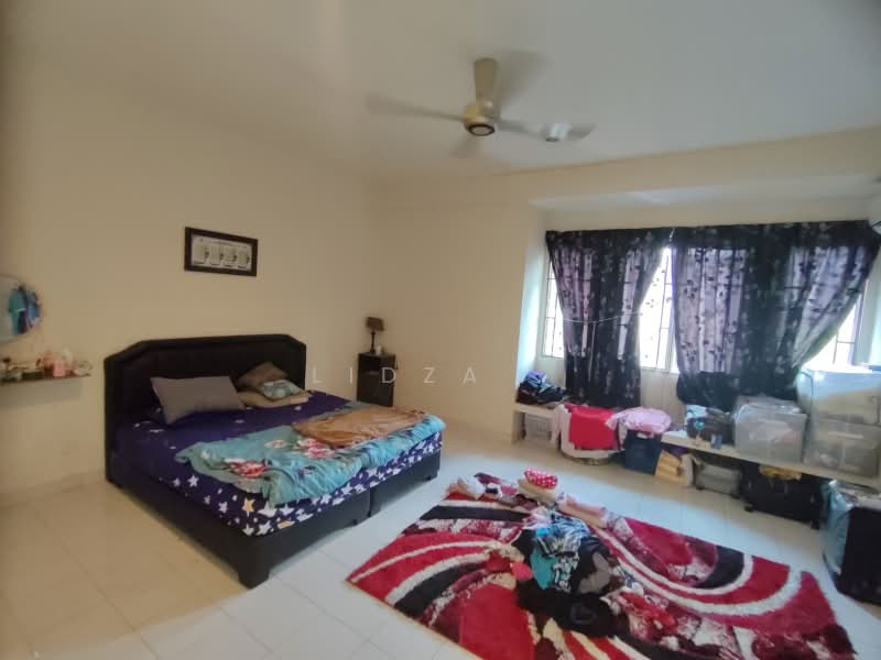 Rumah Teres 2 Tingkat untuk Dijual di Alam Budiman (Shah Alam) - Lidza . - Bedroom - PropertyGuru.com.my