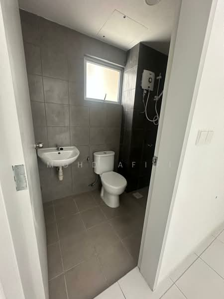 Condominium for Rent at Residensi Sateria - Mohd Afifi - Bathroom - PropertyGuru.com.my