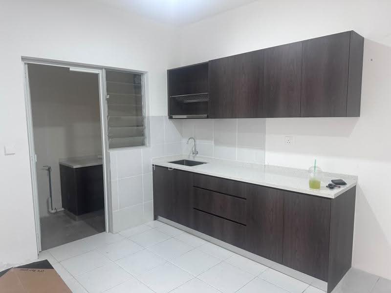 Kondominium untuk Disewa di Residensi Sateria - Mohd Afifi - Kitchen - PropertyGuru.com.my