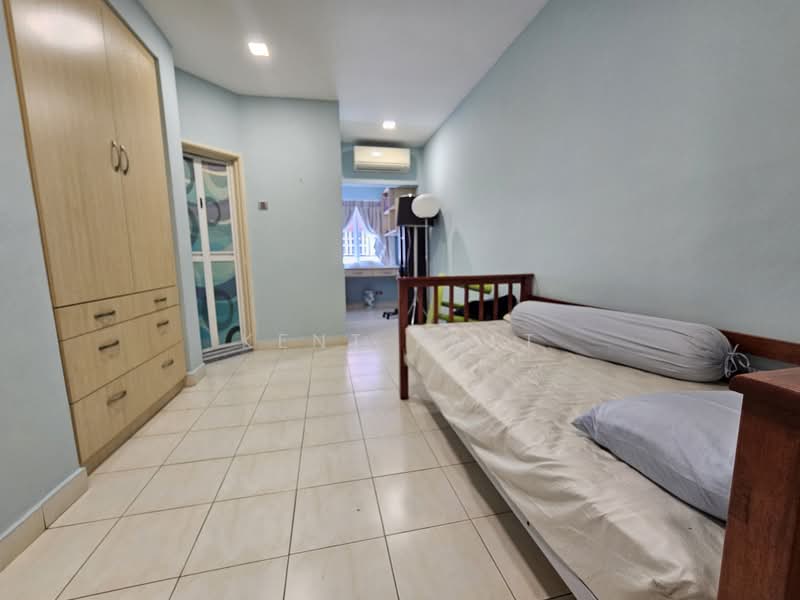 3-storey Terraced House for Sale in Taman Bukit Segar Jaya 1 (Cheras) - Kent Fatt - Bedroom - PropertyGuru.com.my