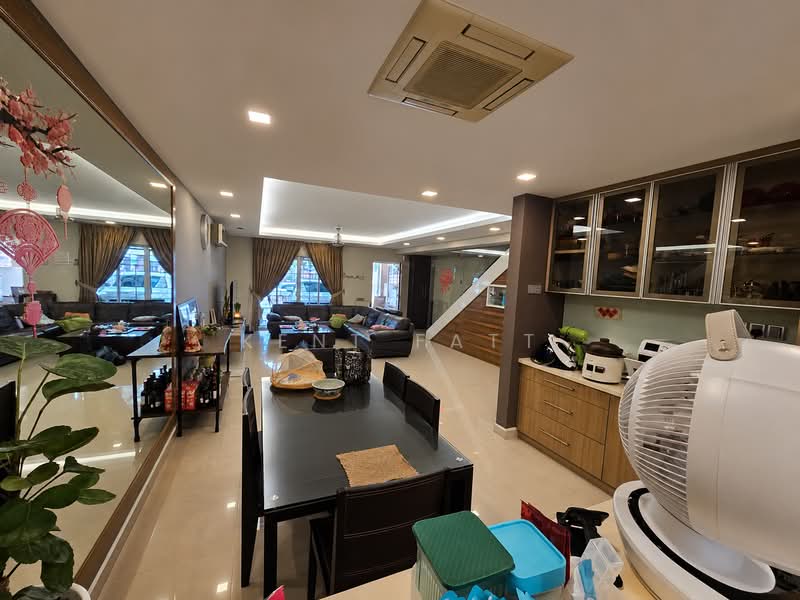 3-storey Terraced House for Sale in Taman Bukit Segar Jaya 1 (Cheras) - Kent Fatt - Living Room - PropertyGuru.com.my