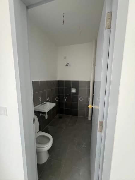 2-storey Terraced House for Sale in Pasir Gudang (Johor) - Tracy Ong - Bathroom - PropertyGuru.com.my