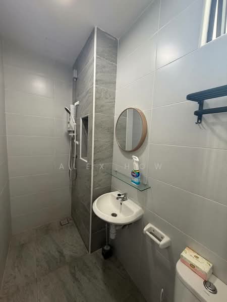 Kondominium untuk Disewa di KSL Residence 2 @ Kangkar Tebrau - Alex How - Bathroom - PropertyGuru.com.my