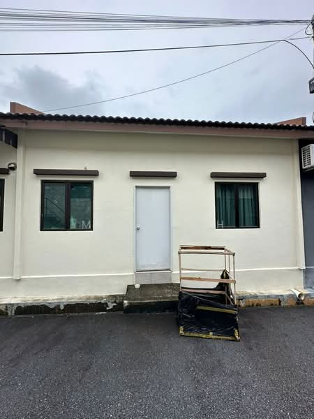 Rumah Teres 1 Tingkat untuk Dijual di Lukut (Negeri Sembilan) - Masnizah Arifin - Exterior - PropertyGuru.com.my