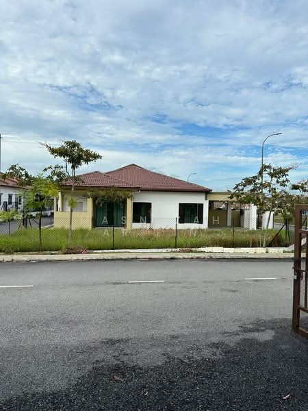 Rumah Teres 1 Tingkat untuk Dijual di Lukut (Negeri Sembilan) - Masnizah Arifin - Exterior - PropertyGuru.com.my