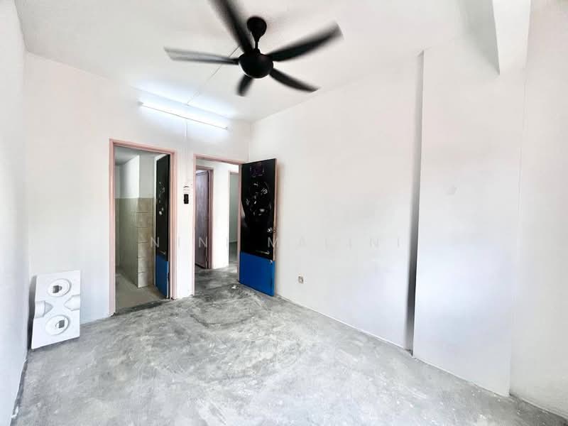 Apartment for Sale at Serdang Raya Court Apartment - Nini Malini - PropertyGuru.com.my