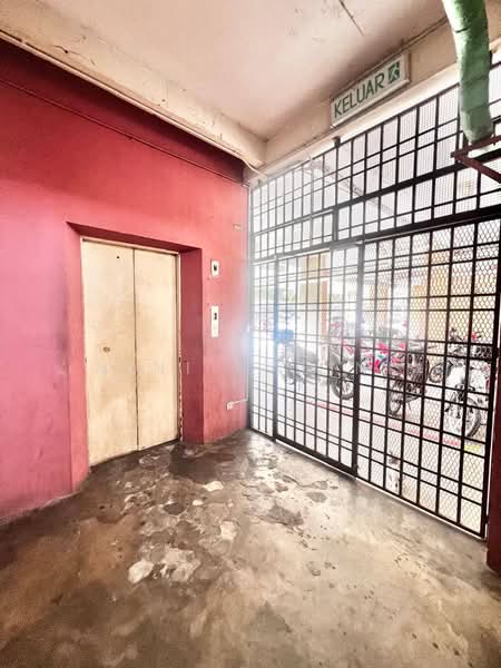 Apartment for Sale at Serdang Raya Court Apartment - Nini Malini - PropertyGuru.com.my