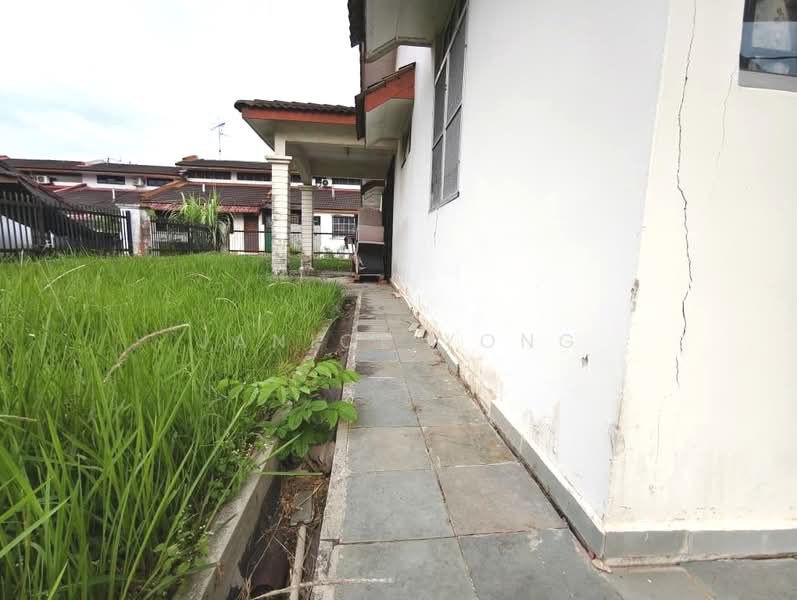 1-storey Terraced House for Sale in Taman Sutera (Johor Bahru) - Janice Yong - Exterior - PropertyGuru.com.my