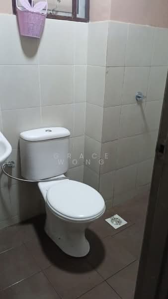 2-storey Terraced House for Rent in Bandar Kinrara (Selangor) - Grace Wong - Bathroom - PropertyGuru.com.my