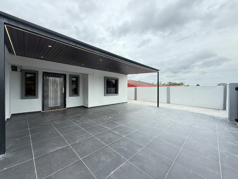 Rumah Berkembar untuk Dijual di Taman Mutiara (Ulu Tiram) - CM Yen - Exterior - PropertyGuru.com.my