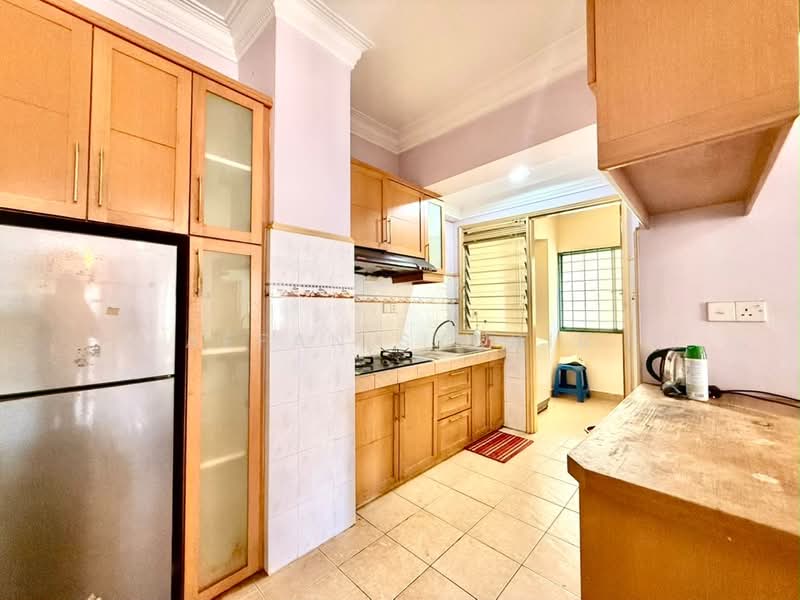 Condominium for Sale at Lanai Gurney - Affan Syahir - Kitchen - PropertyGuru.com.my