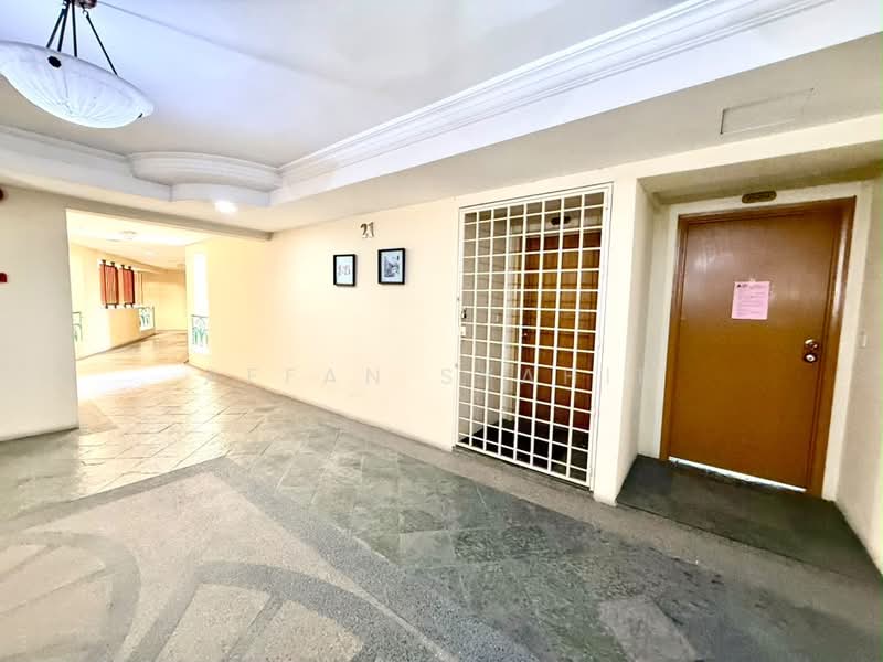 Condominium for Sale at Lanai Gurney - Affan Syahir - Corridor - PropertyGuru.com.my