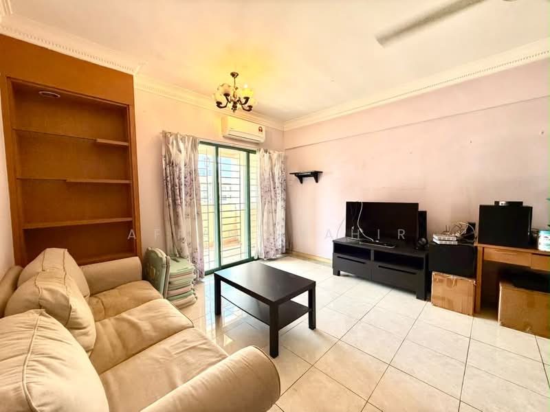 Condominium for Sale at Lanai Gurney - Affan Syahir - Living Room - PropertyGuru.com.my