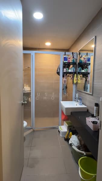 Service Residence for Rent at 28 Boulevard - Justin Chon - Bathroom - PropertyGuru.com.my