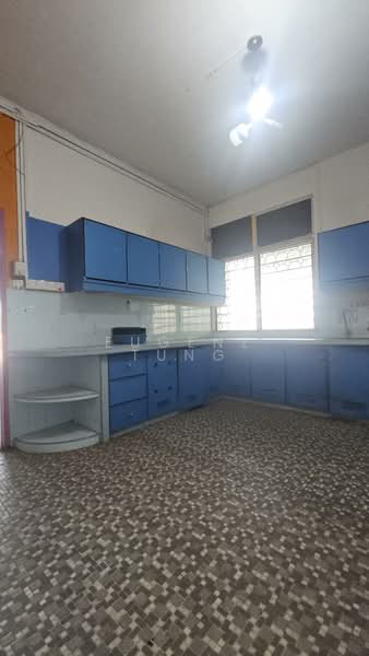 Rumah Berkembar untuk Dijual di Gelugor (Penang) - Eugene Tung - Kitchen - PropertyGuru.com.my
