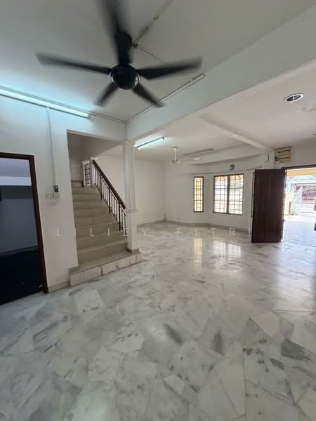 2-storey Terraced House for Sale in Usj 9 (Subang Jaya) - Liliey Fitri - Living Room - PropertyGuru.com.my