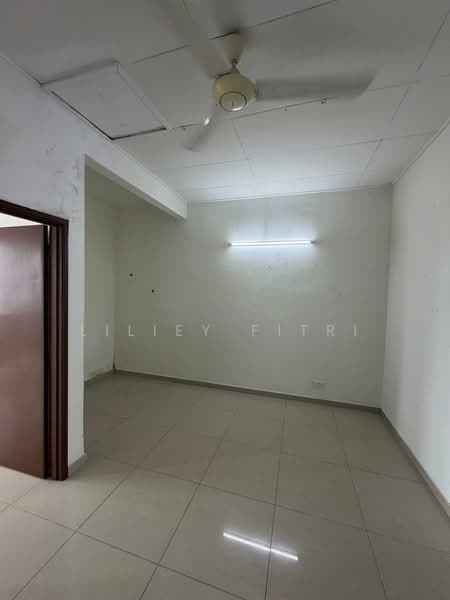 2-storey Terraced House for Sale in Usj 9 (Subang Jaya) - Liliey Fitri - Interior - PropertyGuru.com.my