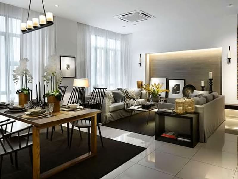 Rumah Banglo untuk Dijual di Kota Emerald (Rawang) - Daniel Yap - Living Room - PropertyGuru.com.my