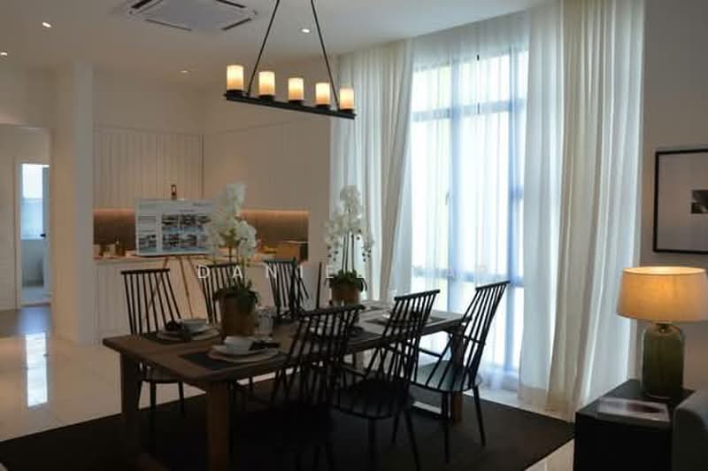 Rumah Banglo untuk Dijual di Kota Emerald (Rawang) - Daniel Yap - Dining Room - PropertyGuru.com.my