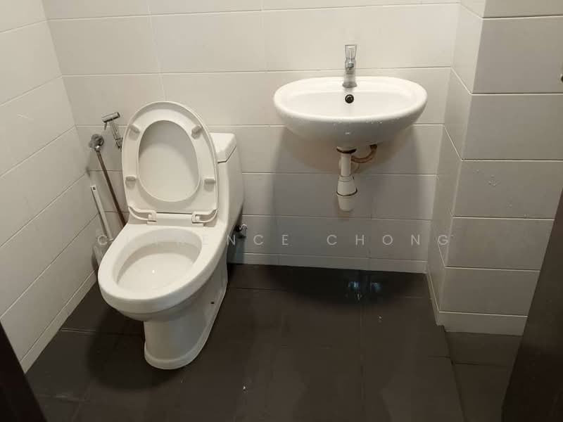 Service Residence for Rent at Service Residence @ Landmark Residence 2 - Clarence Chong - Bathroom - PropertyGuru.com.my