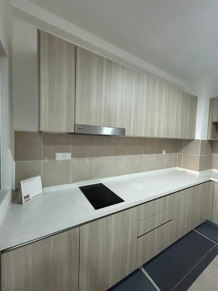 Servis Apartment untuk Disewa di Berkeley Uptown - Angel Khor - Kitchen - PropertyGuru.com.my