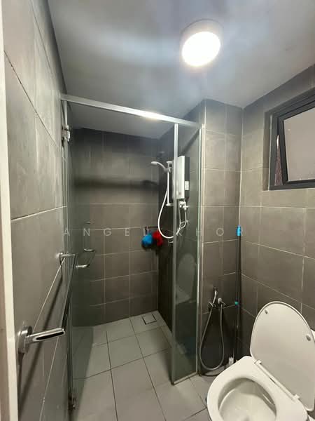Servis Apartment untuk Disewa di Berkeley Uptown - Angel Khor - Bathroom - PropertyGuru.com.my