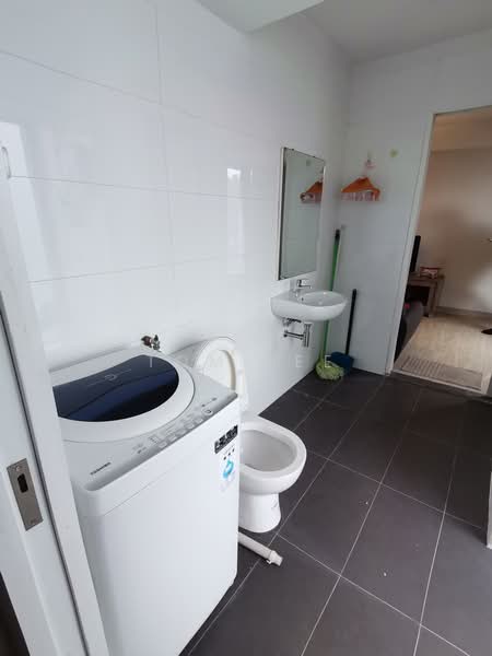 Service Residence for Rent at SOHO @ Empire City - Tom Lee - Bathroom - PropertyGuru.com.my