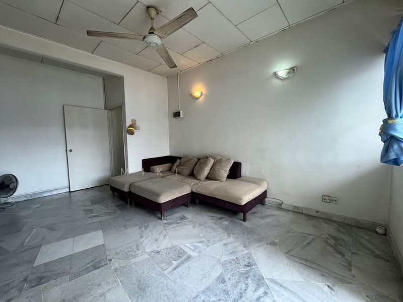 Apartment for Sale at Subang Perdana Goodyear Court 6 - Miki Fong - Living Room - PropertyGuru.com.my