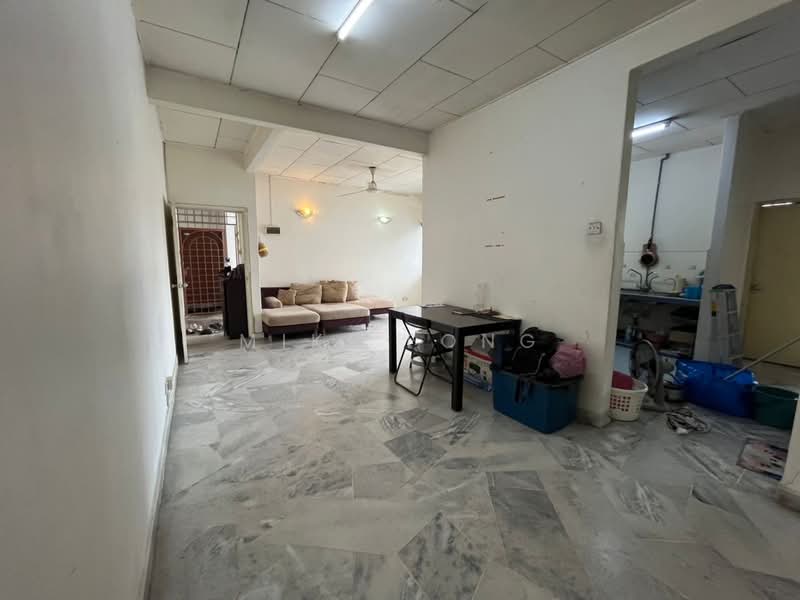 Apartment for Sale at Subang Perdana Goodyear Court 6 - Miki Fong - Living Room - PropertyGuru.com.my