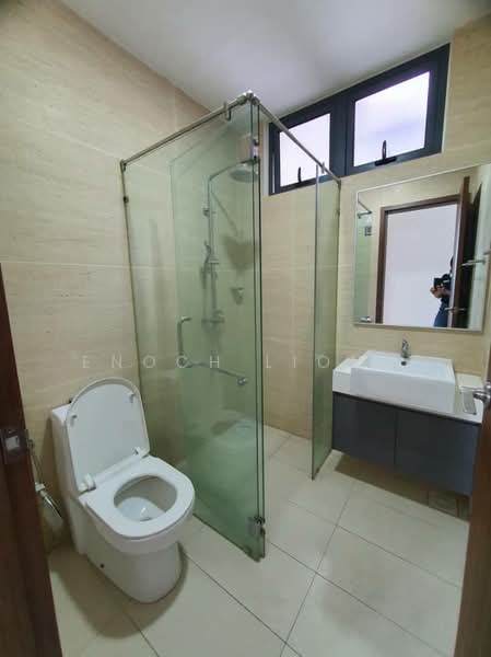 Service Residence for Rent at Crescent Bay Suites (Teluk Bayu) - Enoch Liong - Bathroom - PropertyGuru.com.my