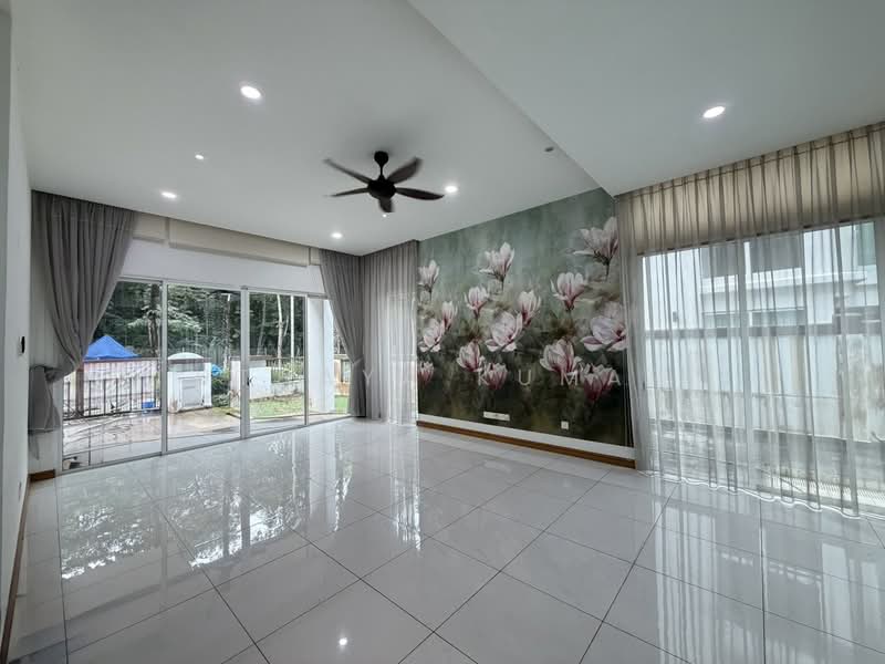 Semi-Detached House for Sale in Petaling Jaya (Selangor) - Uthaya Kumar - Living Room - PropertyGuru.com.my