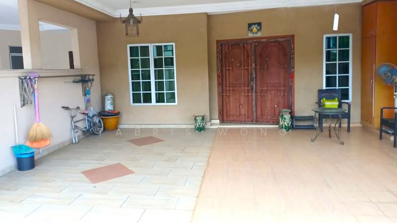 Rumah Teres untuk Disewa di Bandar Botanic (Klang) - Tabris Wong - Exterior - PropertyGuru.com.my