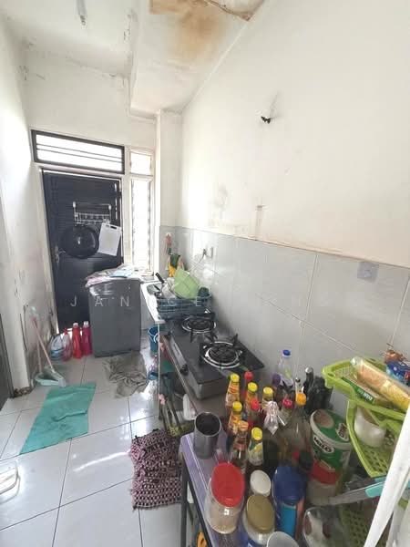 Rumah Teres 2 Tingkat untuk Dijual di Setia Eco Gardens (Gelang Patah) - Janice Yong - Kitchen - PropertyGuru.com.my