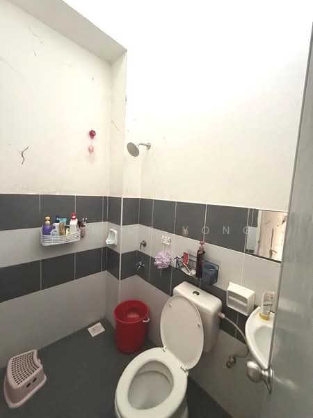 Rumah Teres 2 Tingkat untuk Dijual di Setia Eco Gardens (Gelang Patah) - Janice Yong - Bathroom - PropertyGuru.com.my