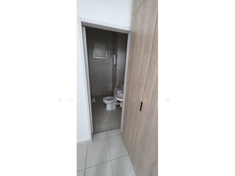 Kondominium untuk Disewa di Residensi Adelia 3 - Rohani Daud - Bathroom - PropertyGuru.com.my