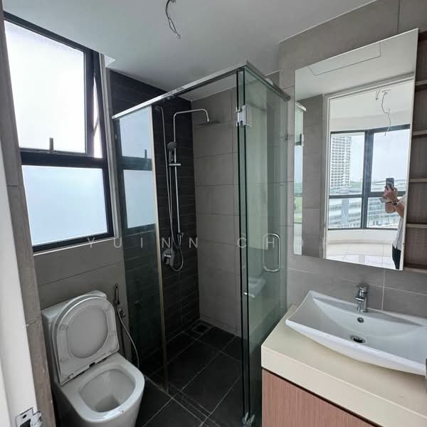 Service Residence for Sale at The M @ Medini Macrolink - Yuinn Chor - Bathroom - PropertyGuru.com.my