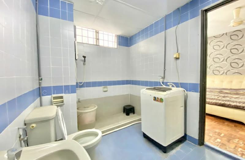 Kondominium untuk Disewa di Bukit OUG Condominiums - Clarence Chong - Bathroom - PropertyGuru.com.my