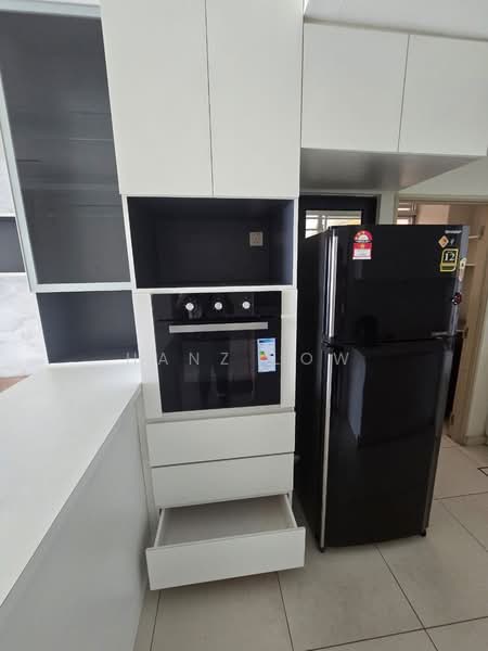 Condominium for Rent at Zefer Hill Residence - Hanz Low - Kitchen - PropertyGuru.com.my