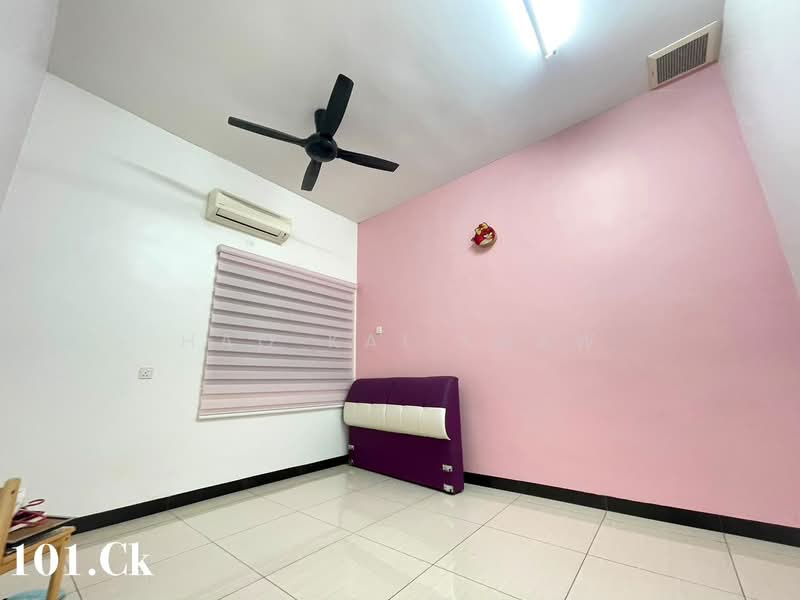 Semi-Detached House for Sale in Banting (Banting) - Hao Kai Khaw - Bedroom - PropertyGuru.com.my