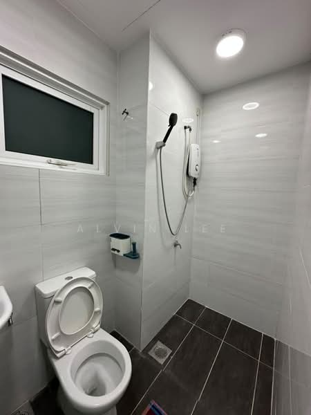Condominium for Rent at Lavender Residences - Alvin Lee - Bathroom - PropertyGuru.com.my
