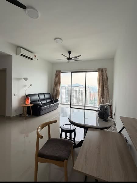 Servis Apartment untuk Dijual di Residensi Ava @ Kiara Bay - Lau Yoke Kok - Living Room - PropertyGuru.com.my