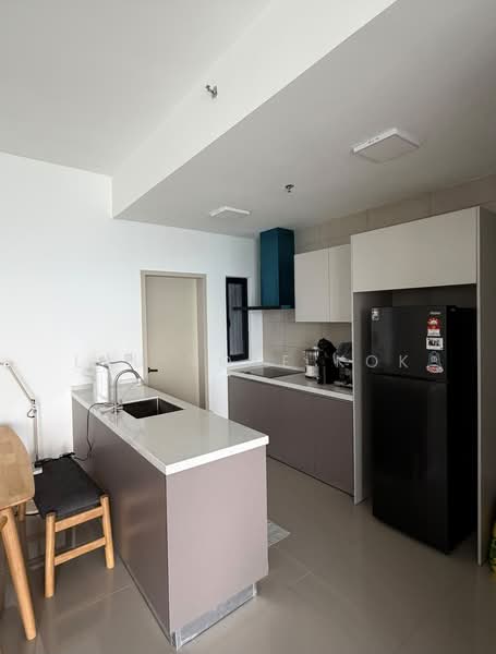 Servis Apartment untuk Dijual di Residensi Ava @ Kiara Bay - Lau Yoke Kok - Kitchen - PropertyGuru.com.my