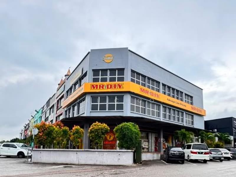 Shop for Rent in Taman Johor Jaya (Johor Bahru) - Viki Chooi - Exterior - PropertyGuru.com.my