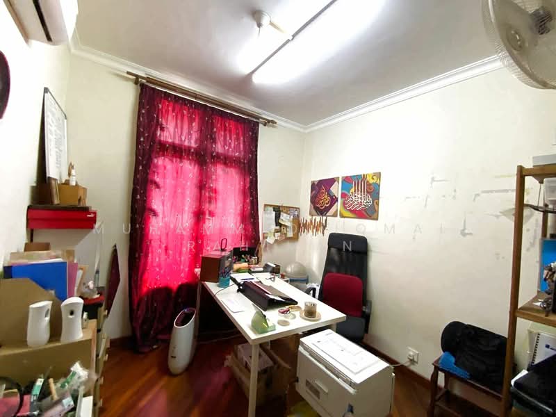Bungalow for Sale in Seksyen 27 (Shah Alam) - Muhammad Iqmal Rahiman - Study - PropertyGuru.com.my