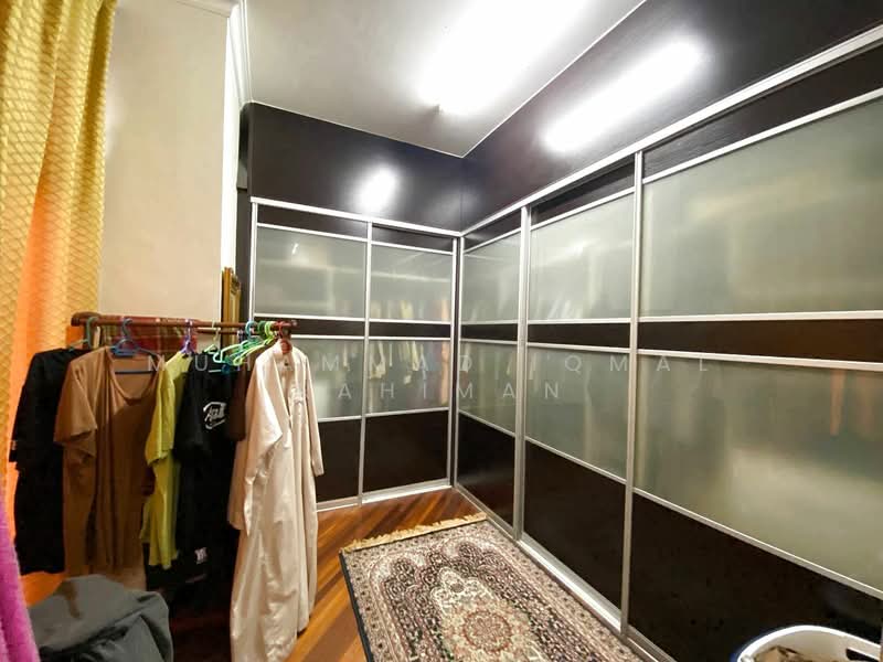 Bungalow for Sale in Seksyen 27 (Shah Alam) - Muhammad Iqmal Rahiman - Interior - PropertyGuru.com.my